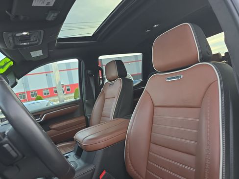 Used 2023 GMC Sierra 1500 Denali Ultimate image 14