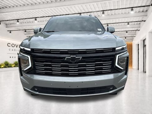 Used 2025 Chevrolet Tahoe High Country AWD/4WD image 3