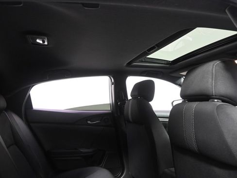 Used 2020 Honda Civic EX image 17