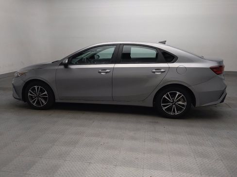 Used 2023 Kia Forte LXS FWD image 3
