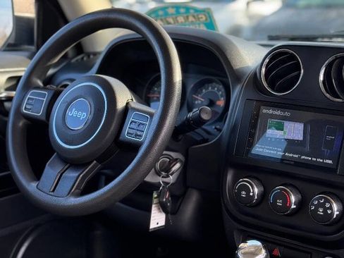 Used 2014 Jeep Patriot Sport w/ Power Value Group image 3