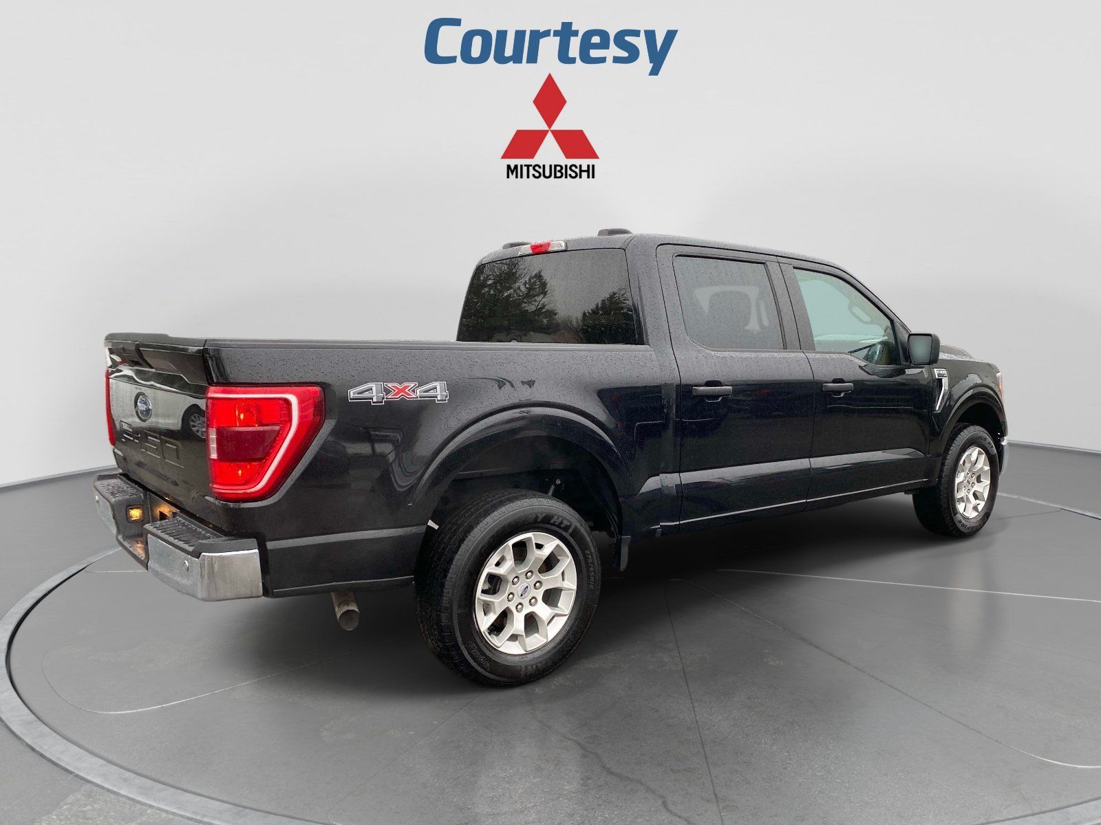 Used 2023 Ford F150 XLT AWD/4WD image 7