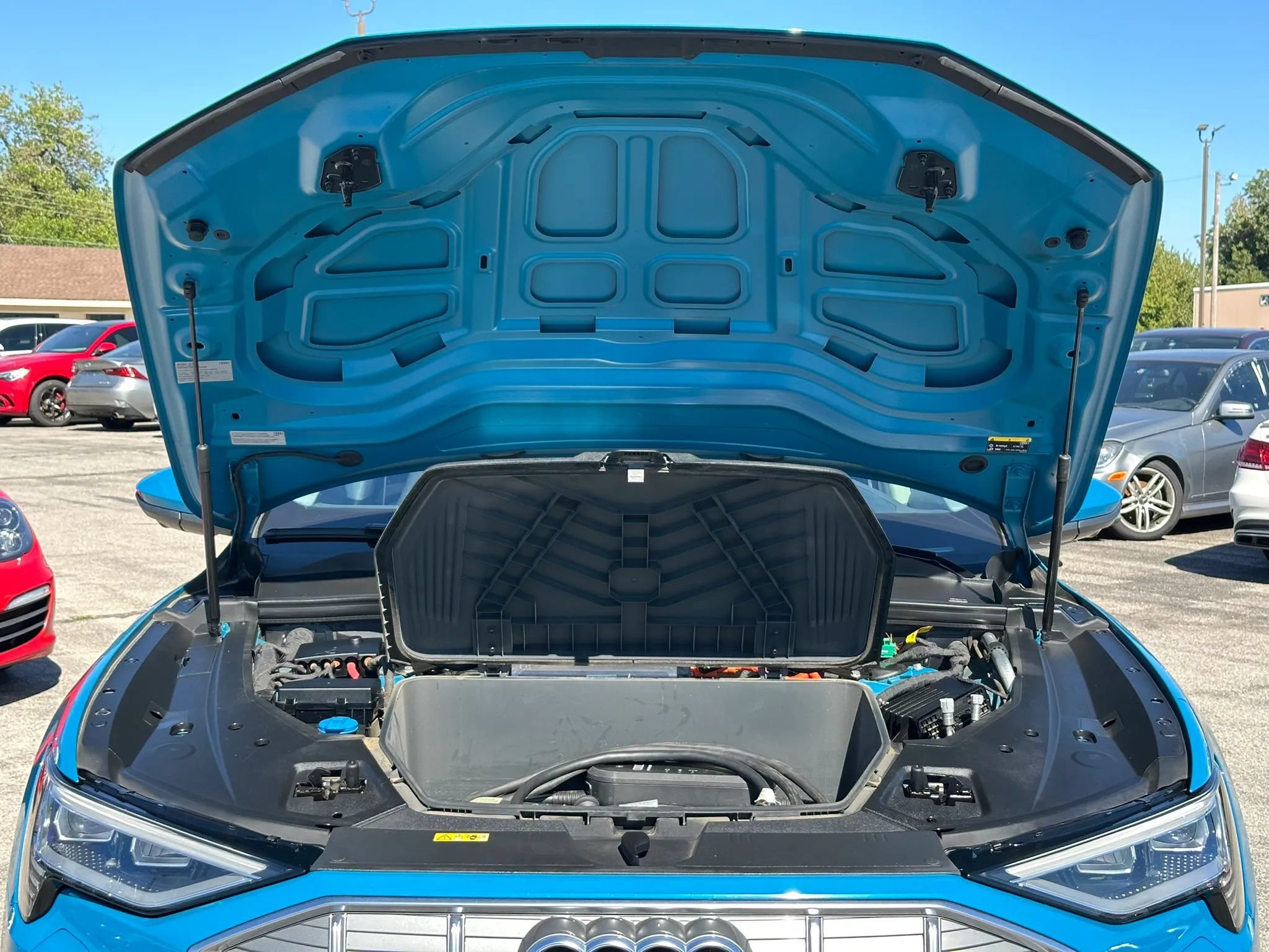Used 2019 Audi e-tron Prestige AWD/4WD image 21