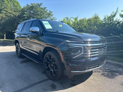 Used 2025 Chevrolet Tahoe Premier w/ Sun And Tow Package AWD/4WD image 1