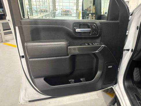 Certified 2020 GMC Sierra 2500 AT4 w/ AT4 Premium Package AWD/4WD image 15