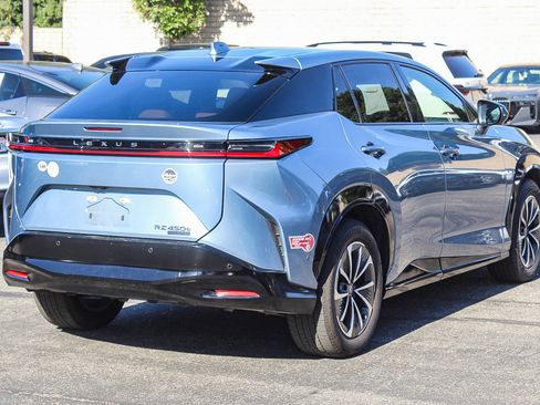Used 2023 Lexus RZ 450e Premium image 6
