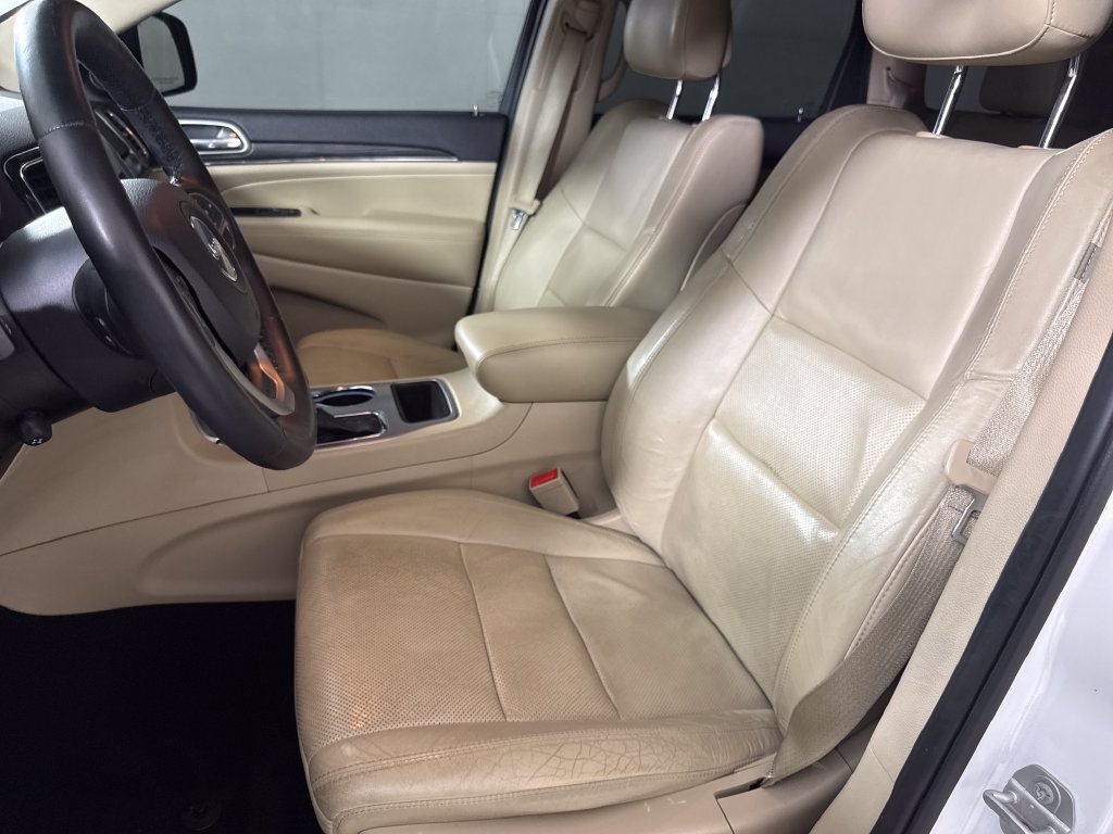 Used 2019 Jeep Grand Cherokee Limited w/ Luxury Group II RWD image 11