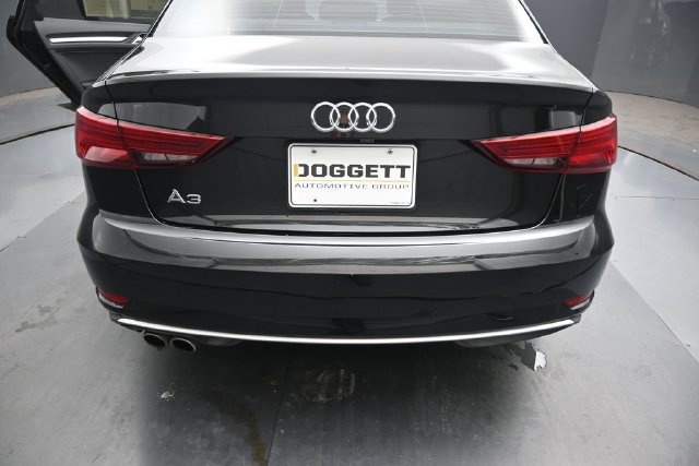 Used 2017 Audi A3 2.0T Premium w/ Convenience Package FWD image 10