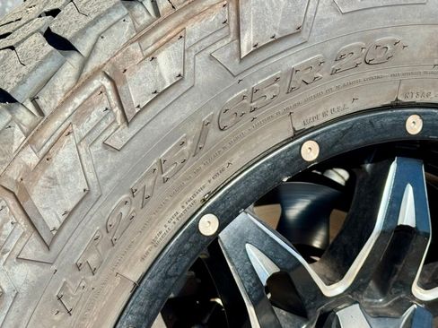 Used 2022 Ford F350 Platinum image 10