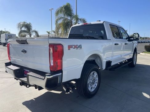 New 2026 Ford F250 XLT w/ FX4 Off-Road Package image 5