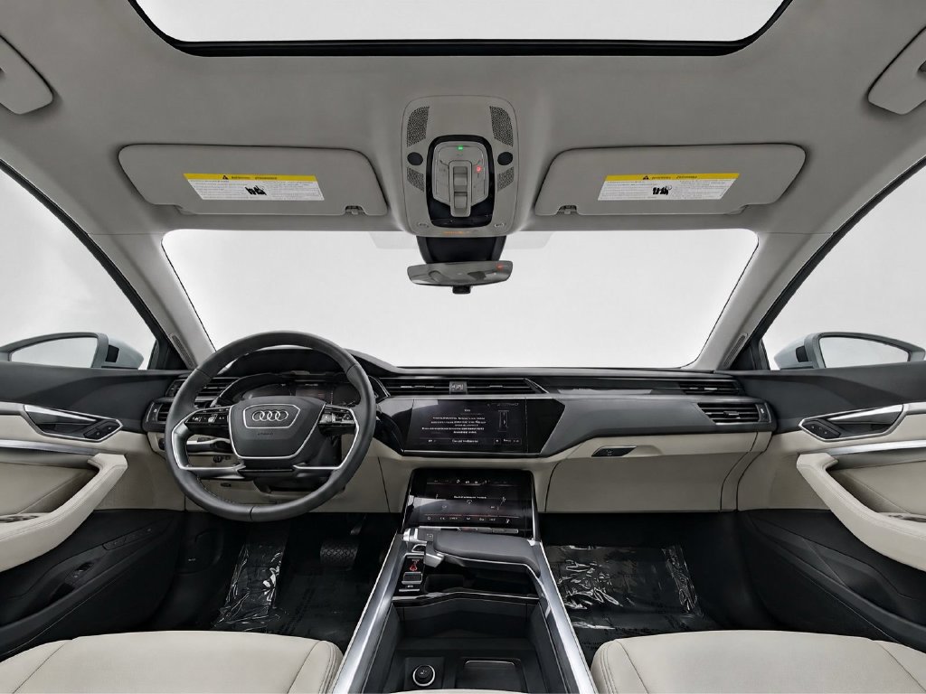 Used 2024 Audi Q8 e-tron Premium AWD/4WD image 18