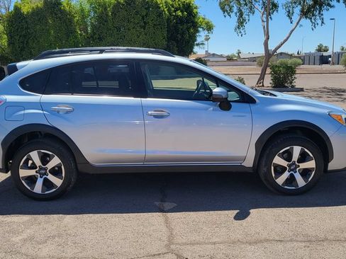 Used 2016 Subaru Crosstrek Touring AWD/4WD image 11