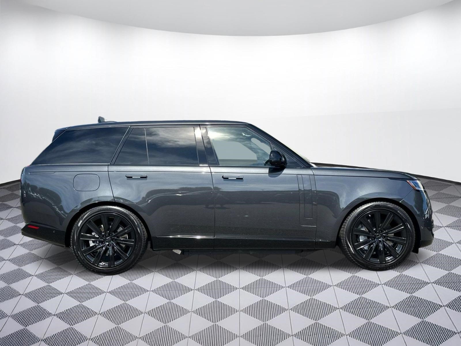 New 2026 Land Rover Range Rover SE AWD/4WD image 7