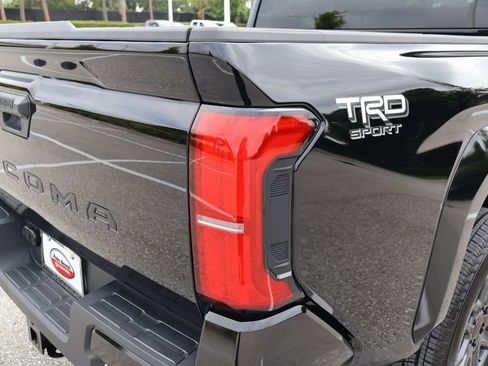 Certified 2025 Toyota Tacoma TRD Sport RWD image 9