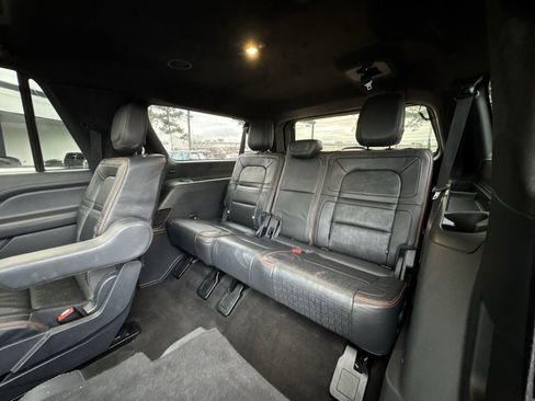 Used 2024 Lincoln Navigator L Black Label image 32