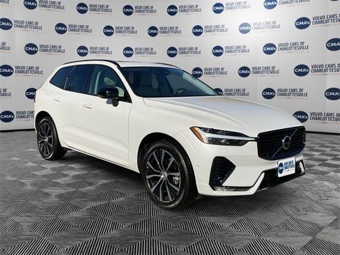 Certified 2024 Volvo XC60 B5 Plus image 7