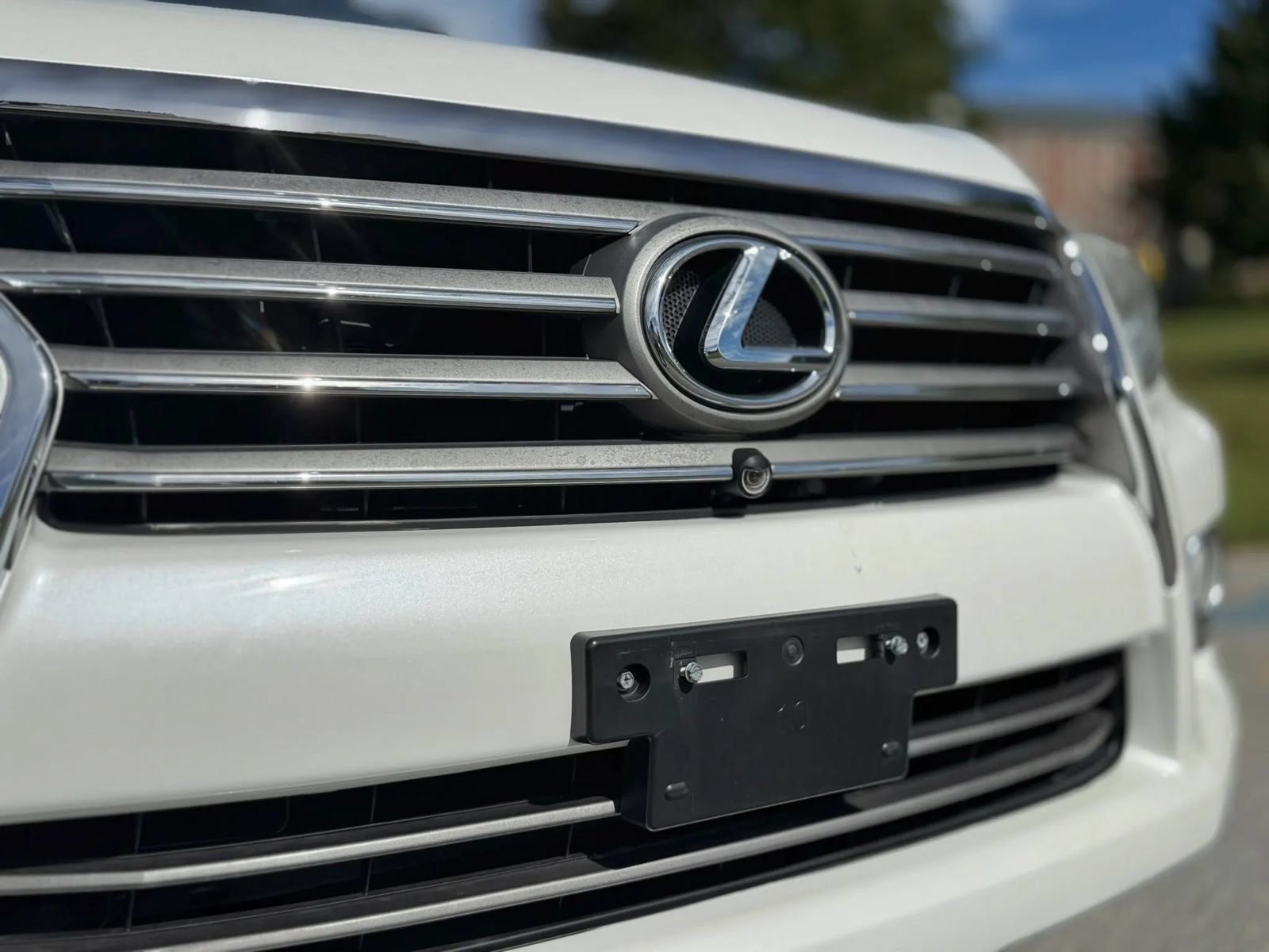 Used 2013 Lexus LX 570 4WD w/ Luxury Pkg image 30