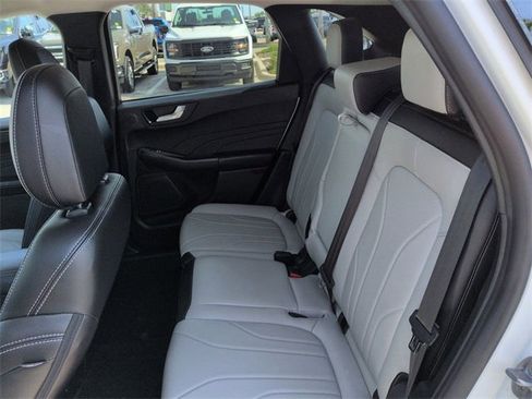 Certified 2025 Ford Escape Platinum w/ Premium Technology Package image 14