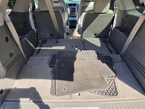 Used 2014 GMC Acadia SLT FWD image 24
