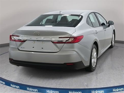 Certified 2025 Toyota Camry LE image 6
