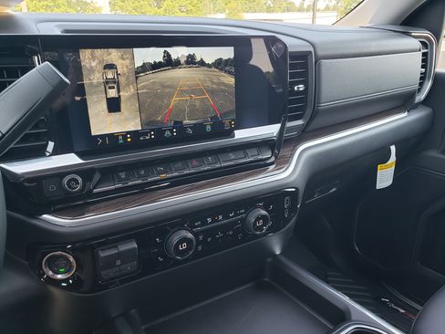 New 2026 Chevrolet Silverado 2500 LT w/ Trail Boss Package AWD/4WD image 39