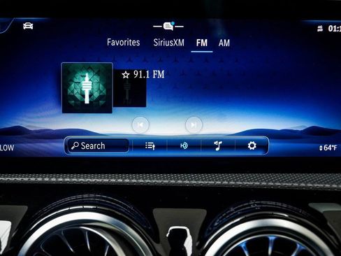 Used 2025 Mercedes-Benz CLA 250 image 23