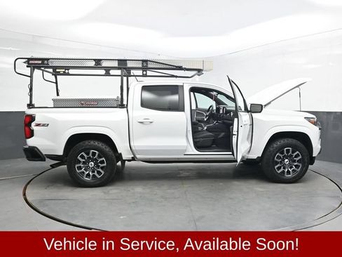 Used 2024 Chevrolet Colorado Z71 w/ Advanced Trailering Package AWD/4WD image 55