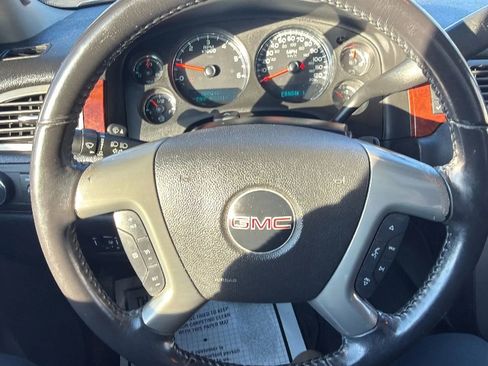 Used 2010 GMC Sierra 2500 SLT w/ SLT Convenience Package image 17