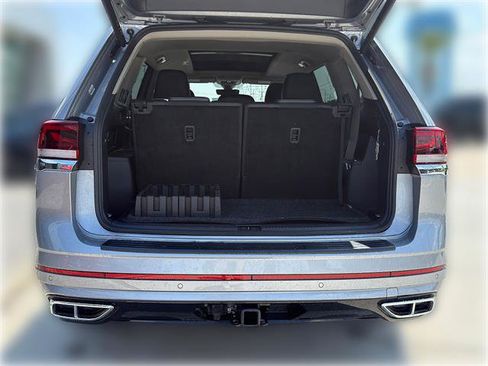 Used 2025 Volkswagen Atlas SEL Premium R-Line AWD/4WD image 8