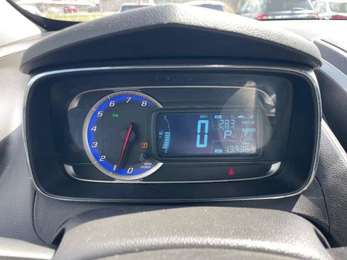 Used 2015 Chevrolet Trax LT w/ LT Plus Package AWD/4WD image 16