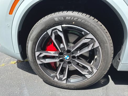 New 2026 BMW X2 xDrive28i w/ Technology Package AWD/4WD image 7