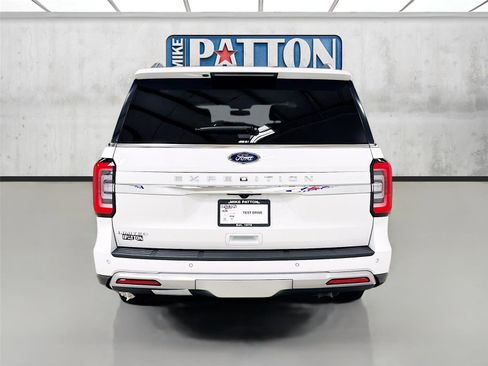 Used 2024 Ford Expedition Limited image 6