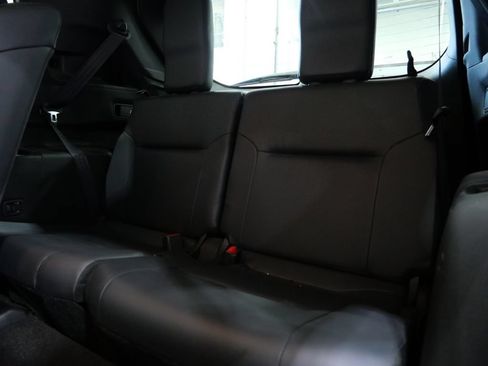 Used 2024 Mitsubishi Outlander SE AWD/4WD image 25