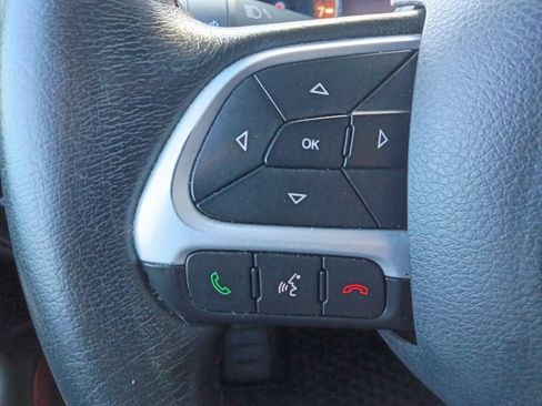 Used 2016 Jeep Renegade Trailhawk AWD/4WD image 11