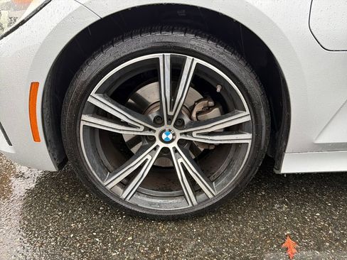 Used 2021 BMW 330e w/ Driving Assistance Package image 29