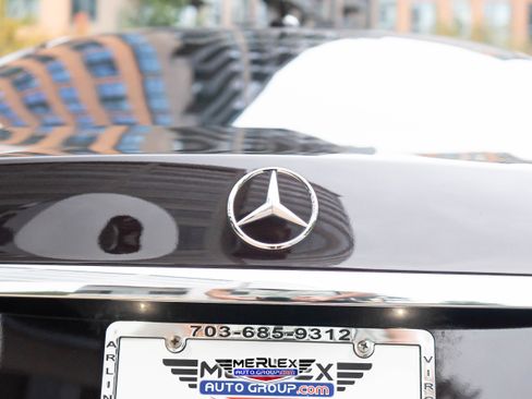 Used 2018 Mercedes-Benz S 560 Sedan image 50