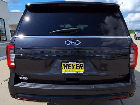Used 2024 Ford Expedition Max Limited AWD/4WD image 7