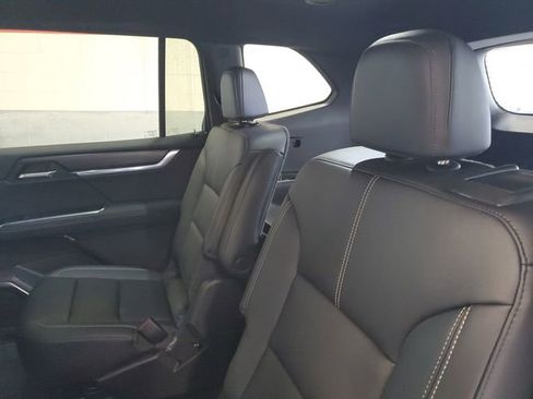 Used 2024 GMC Acadia Elevation w/ LPO, Floor Liner Package image 30