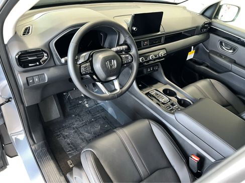 New 2025 Honda Pilot Touring image 16