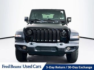 Used 2018 Jeep Wrangler Sport video 2