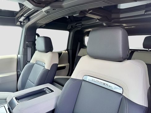Used 2026 GMC Hummer EV SUV AWD/4WD image 12