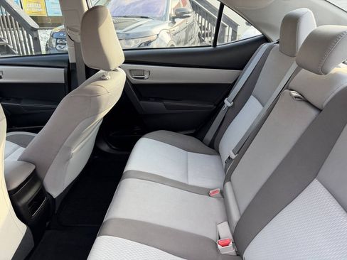 Used 2019 Toyota Corolla LE FWD image 10
