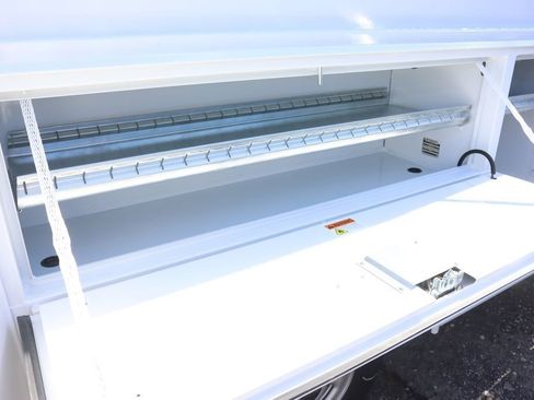 New 2025 GMC Savana 3500 w/ Power Convenience Package RWD image 5