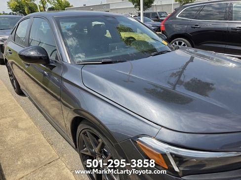 Used 2025 Honda Civic Sport image 7