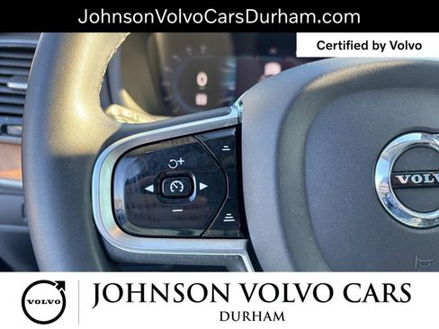 Certified 2024 Volvo XC90 B6 Plus image 23
