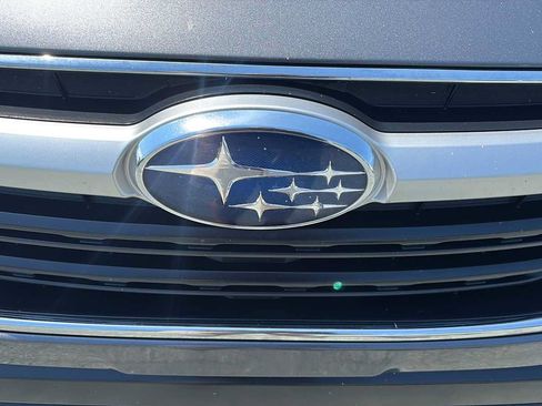 Used 2022 Subaru Outback Premium AWD/4WD image 10