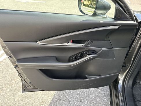 Certified 2025 MAZDA CX-30 AWD 2.5 S w/ Preferred Package image 40