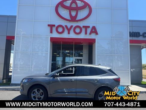 Used 2024 Ford Escape ST-Line AWD/4WD image 1
