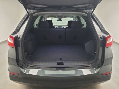 Used 2021 Chevrolet Equinox LS w/ LS Convenience Package AWD/4WD image 29