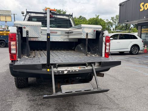 Used 2020 Ford F250 XL w/ Power Equipment Group AWD/4WD image 18